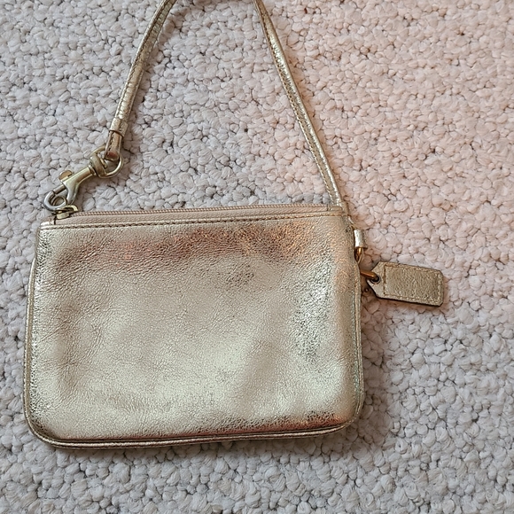 Gold Coach Wrislet - Picture 3 of 3